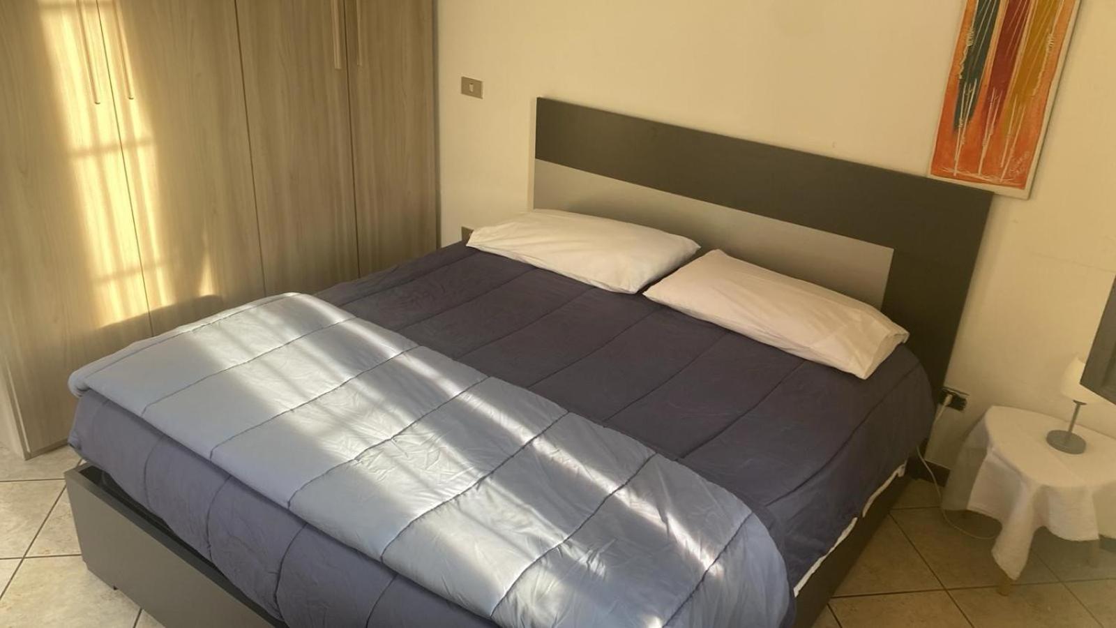 Maura'S B&B Галарате Екстериор снимка